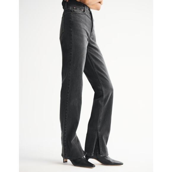 Abercrombie & Fitch Ultra High Rise 90s Straight Jean Size 30 Washed Black Vent - Picture 3 of 12